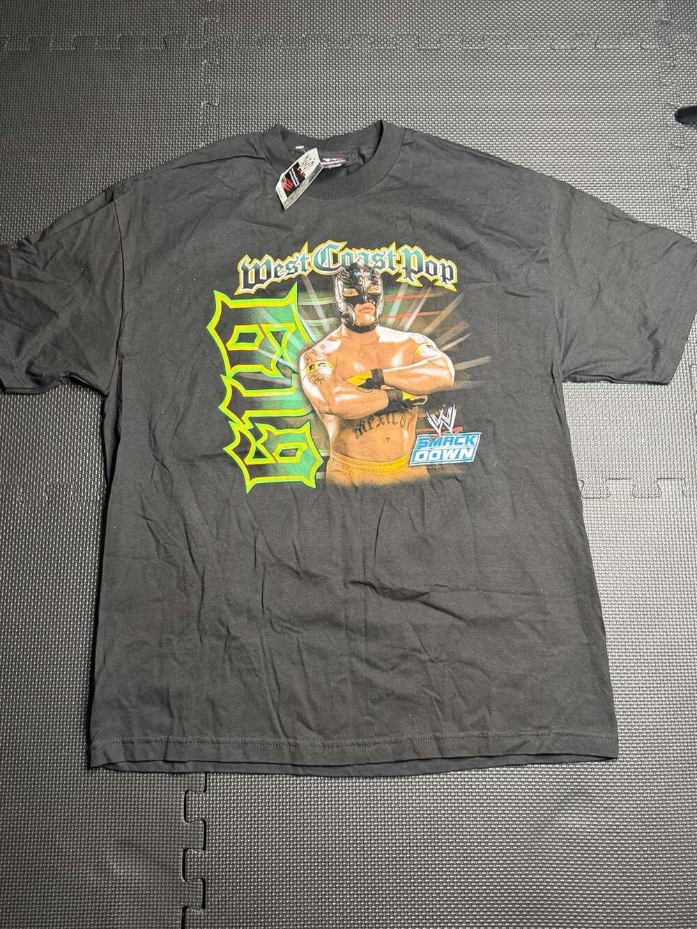 VTG World Wrestling Entertainment Rey Mysterio 619 Size XL T-Shirt